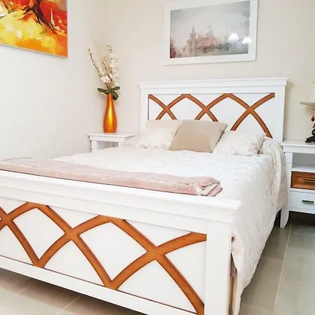 Astoria * يوريت دي مار